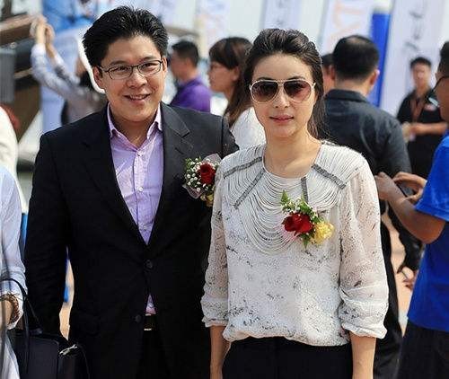 郭晶晶第二胎女儿刚满五个月，并且大方承认：还想生第三胎