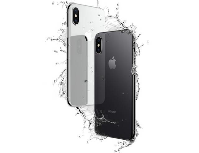 明明是"充话费"送的iPhone 8，奈何遇不上一个能打的对手