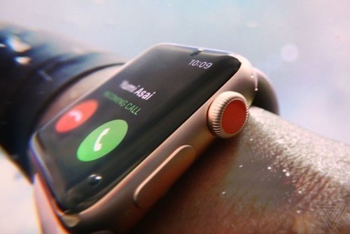 中国联通首发Apple Watch Series 3，移动和电信用户大为失望