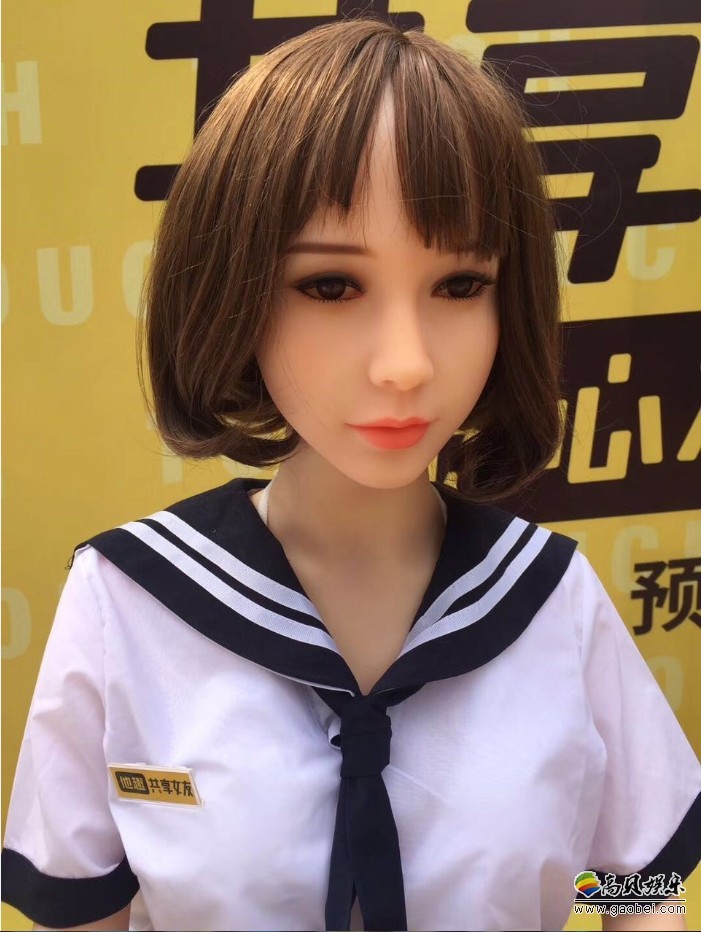 共享女友：荷尔蒙刺激下，被歪曲的共享服务经济