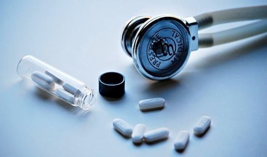 科研人员开发微型芯片：用于追踪智能药物