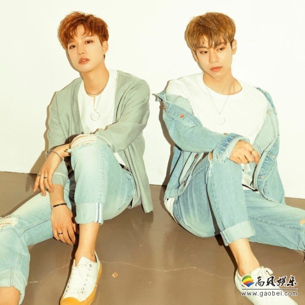 林煐岷与金东贤组成的男团MXM  凭迷你专辑《UNMIX》正式出道