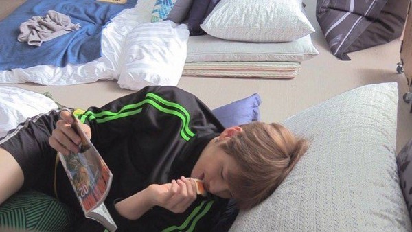 姜丹尼尔高大帅气的外表和舞蹈实力  私底下却怕虫喜欢吃软糖