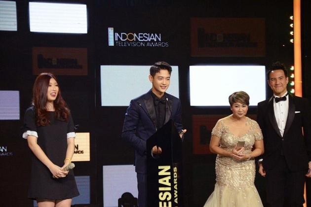 印度尼西亚雅加达MNC Studios举行的 Indonesian Television Awards 2017特别奖谁获得？