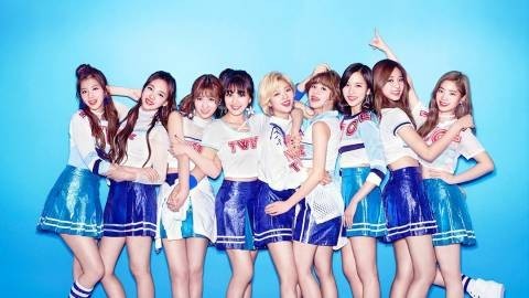 TWICE本月初在加拿大拍摄了新歌MV  已经敲定下个月末正式回归