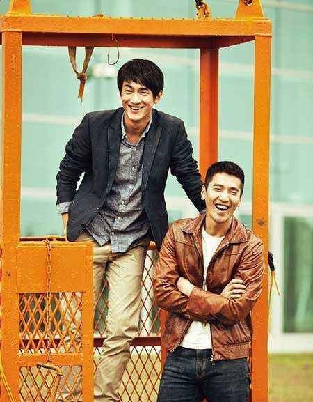 林更新微博晒“丑照”,为赵又廷庆祝生日!满满“塑料兄弟情” 林更新微博晒“丑照”,为赵又廷庆祝生日!满满“塑料兄弟情”