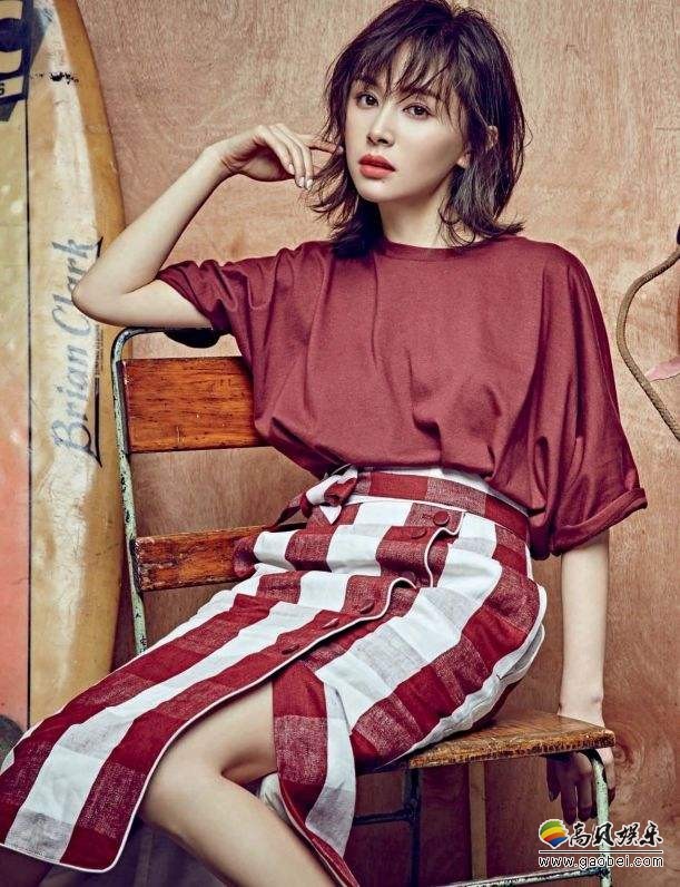 王子文现身首都机场,精致时髦打扮,最佳状态启程巴黎时装周 王子文现身首都机场,精致时髦打扮,最佳状态启程巴黎时装周