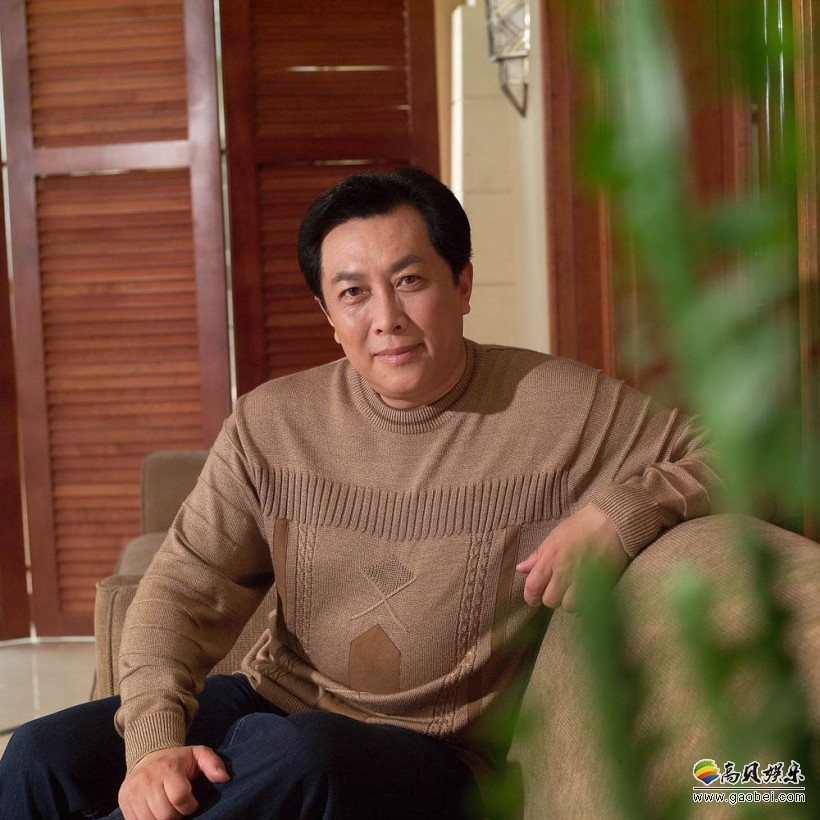 唐国强痛心又气愤：我说王俊凯是谁呢，刚上大学，就成这样了？