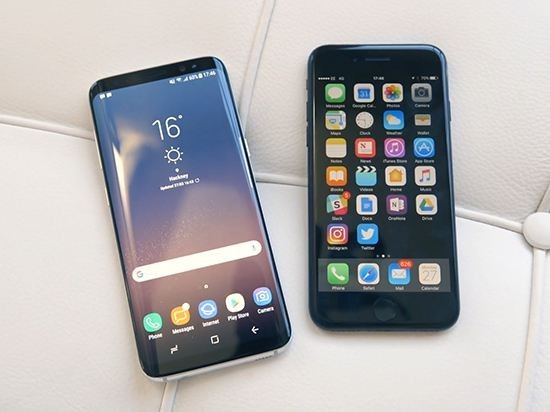 苹果iPhone 8＆三星S8，分别放进搅拌机狂虐之后，结果震惊了！