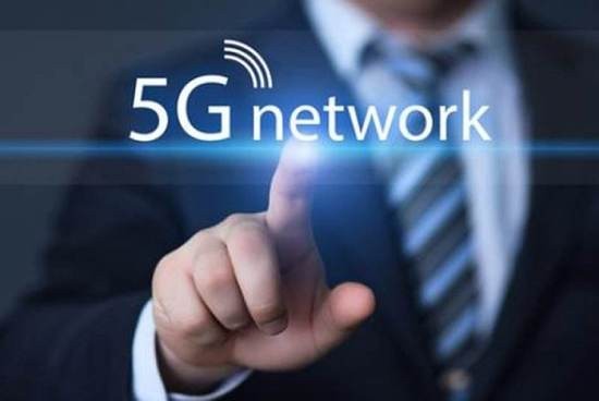 持续推进网络提速降费，加快5G，以及下一代互联网建设应用