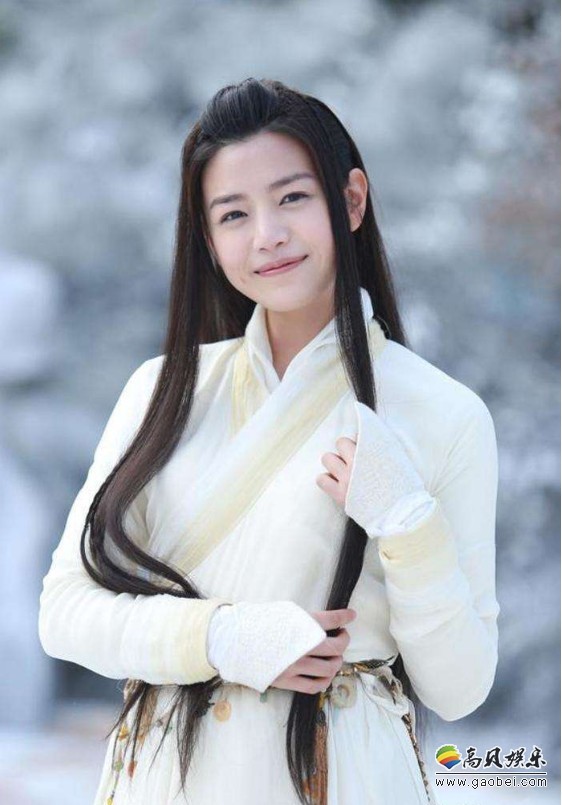 陈妍希晒出《我们来了》花絮照，辣妈的她，仍然是少女感十足