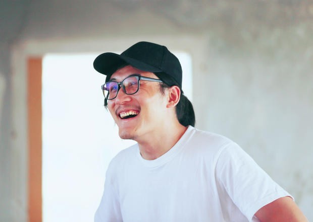 导演胡波遗体告别仪式举行，王小帅：任何讨论都是对亡灵的烦扰