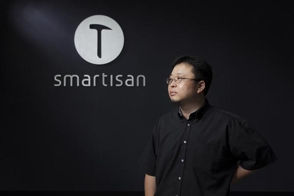 罗永浩微博表示:今年我们没有全面屏手机,明年下半年有可能 罗永浩微博表示:今年我们没有全面屏手机,明年下半年有可能