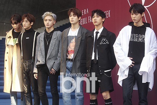 NCT、Key、孔灿、Baro、HYUK等出席2018 S/S首尔时装周活动