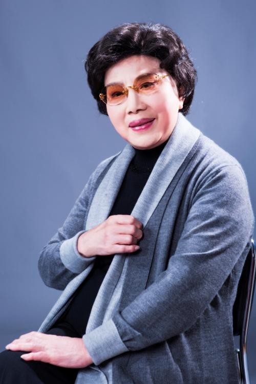 越剧表演艺术家、傅派创始人傅全香：因病去世，享年94岁