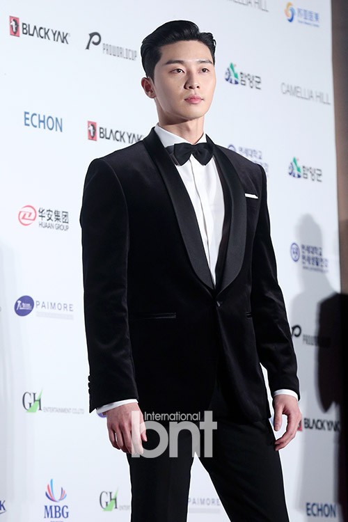 世宗文化会馆举行的第54届大钟奖电影节  演员赵寅成出席