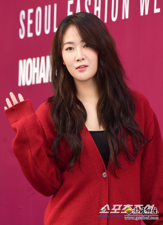 Starship旗下歌手昭宥正11月solo回归   携成始璄发行合唱曲