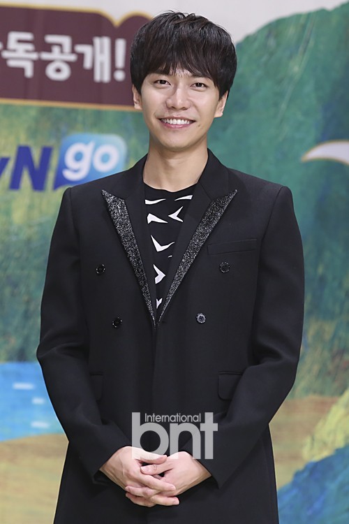 演员李昇基什么时候退伍呢？