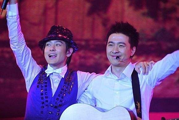 林志鑫和哥哥林志颖,现身大哥肠粉店:兄弟们靠自己打拼 林志鑫和哥哥林志颖,现身大哥肠粉店:兄弟们靠自己打拼