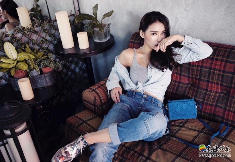 Venice Min陈慧敏：不仅拥有漂亮脸蛋，赛车服底下也是好身材