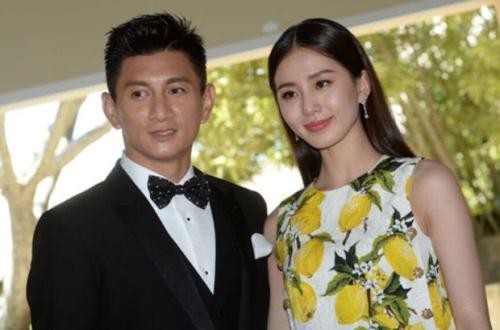 网友路透吴奇隆和刘诗诗机场照片：吴奇隆看着发福不少