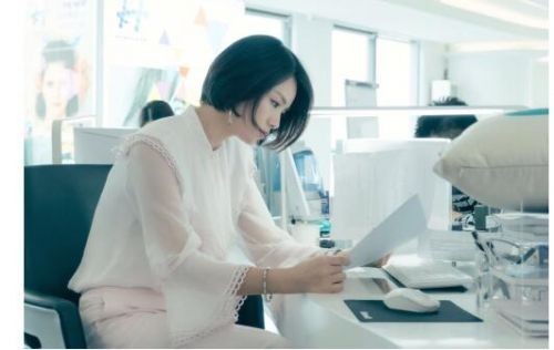 《你和我的倾城时光》曹曦文造型，获苏芒认可