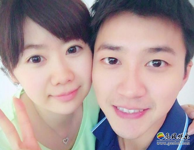 婚后日常夫妻好甜蜜！江宏杰喂福原爱吃咖喱饭