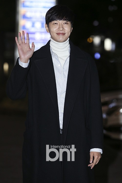 池贤宇、徐玄等出席电视剧《小偷，小偷先生》终映宴