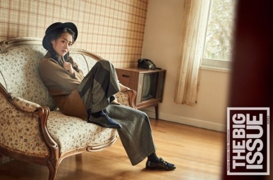 病愈复出的文根英受邀拍摄杂志写真  感谢一直关心的广大粉丝