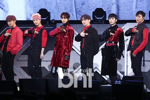 男团MONSTA X举行迷你5辑《THE CODE》媒体SHOW CASE  正式回归