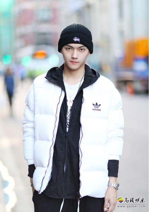 许凯初冬街拍：时尚感，完美诠释时髦穿搭
