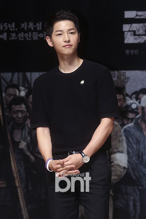 宋仲基有望出席2017 MAMA(Mnet Asian Music Awards)颁奖典礼