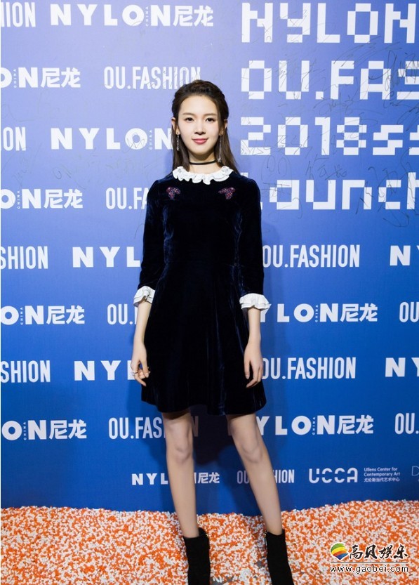 陈瑶出席杂志派对活动：个性时髦，精致俏皮