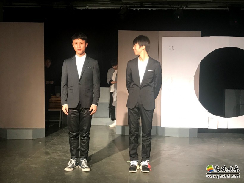 北京电影学院教授导演陈兵：晒出王俊凯课堂表演照片