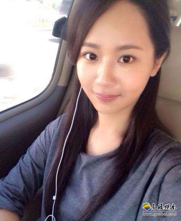 杨紫晒出自拍照：素颜出镜，心情不错，状态极佳