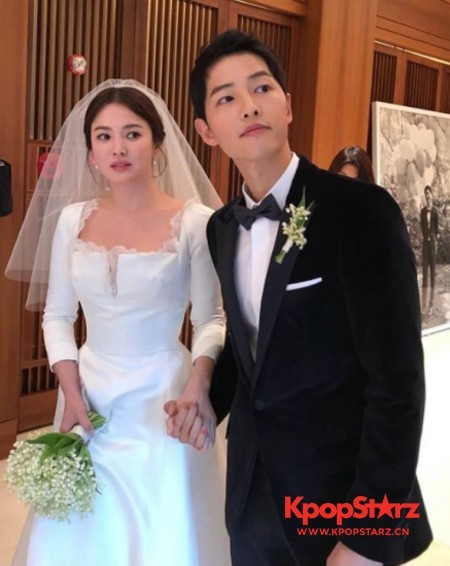 婚后宋慧乔迎接的第一个生日   与宋仲基一起在酒店度过恩爱非凡