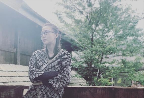 阿朵“复出宣言”神秘自曝：“用五年干了一件事”蜕变