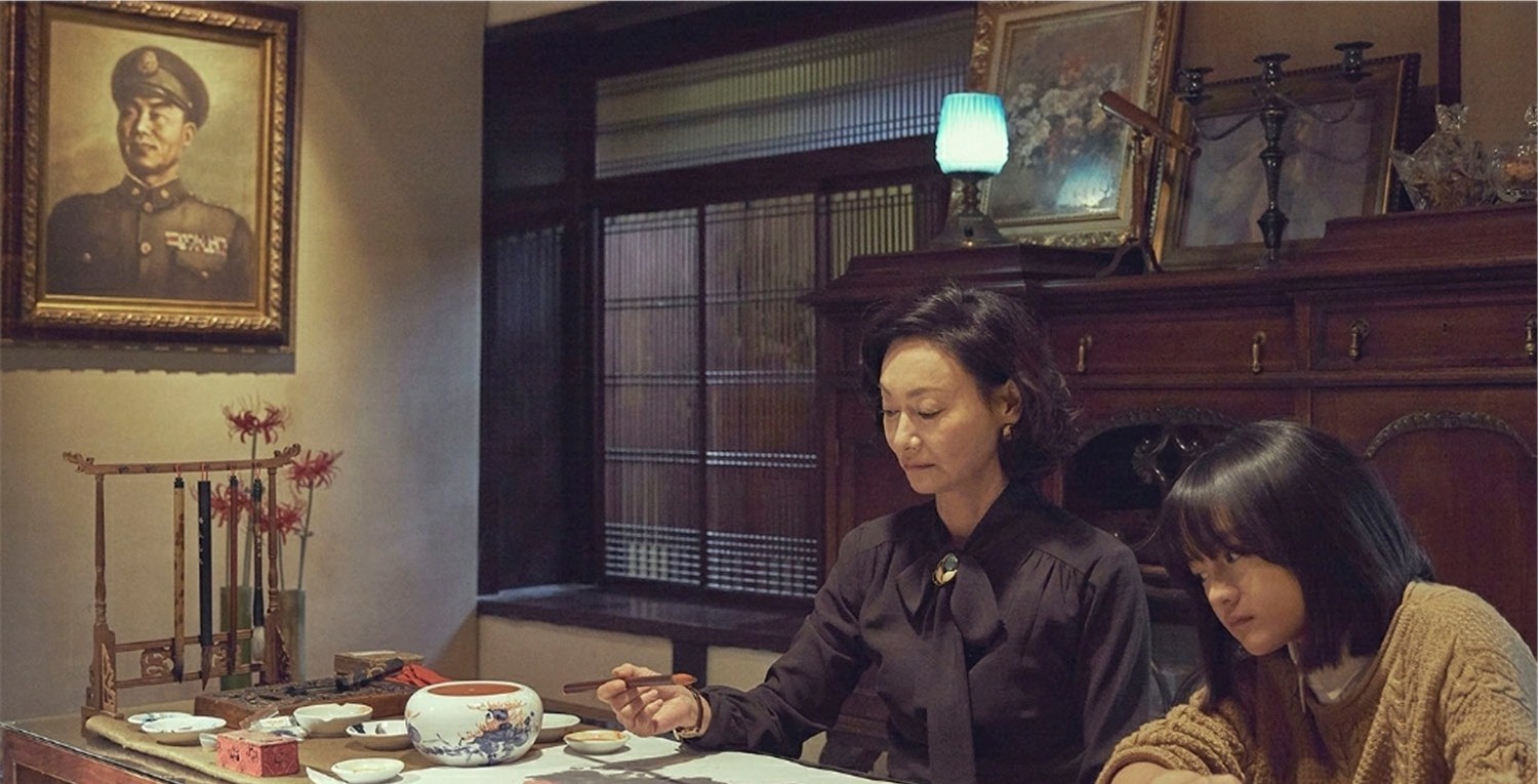 台湾电影金马奖典礼:惠英红《血观音》获得最佳女演员