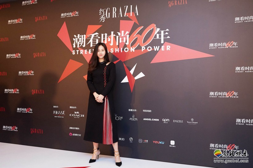 孟慧圆出席时尚活动：时髦个性，摆脱冬日单调，复古风格