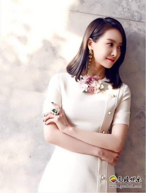 宋茜一直坚持在国外拍摄工作，身体受不了才回国做手术