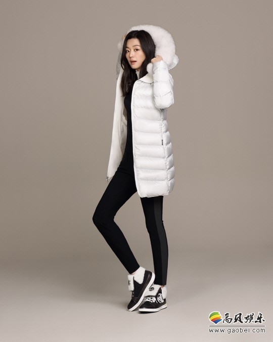 全智贤代言品牌拍摄冬季新品宣传照    魅力演绎冬装搭配