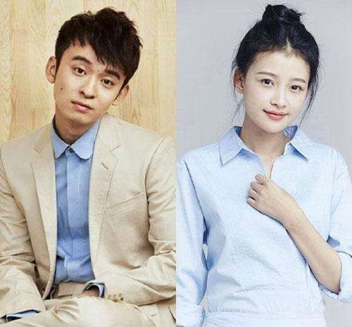 董子健晒出孙怡给自己理发照片：小两口的幸福藏不住