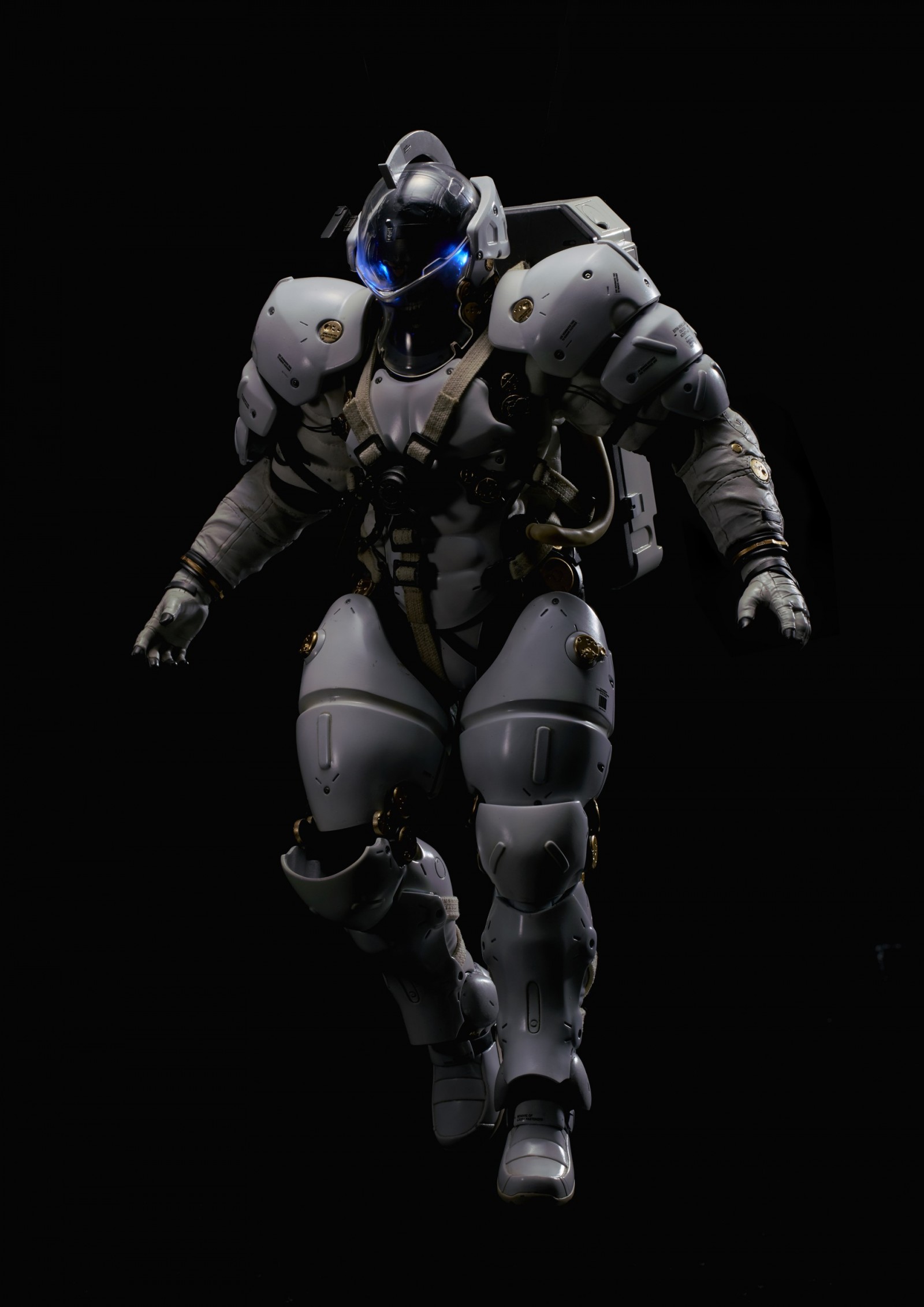 小岛秀夫公布工作室三款ludens手办最终版