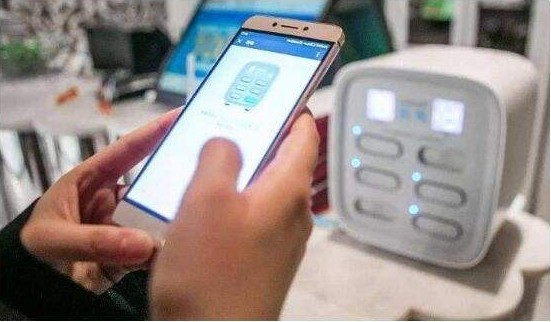 反向登顶！首家共享充电宝倒闭企业：“乐电”