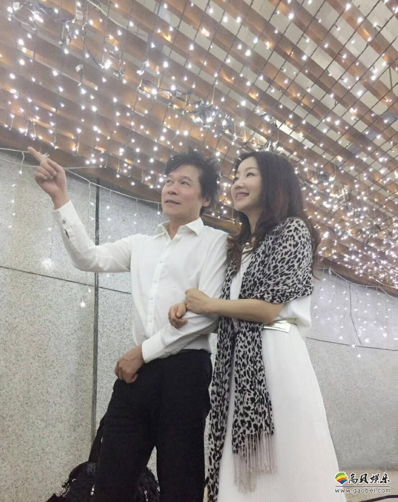 洪荣宏＆张静沄交往半年登记结婚：小两口明年补办婚宴