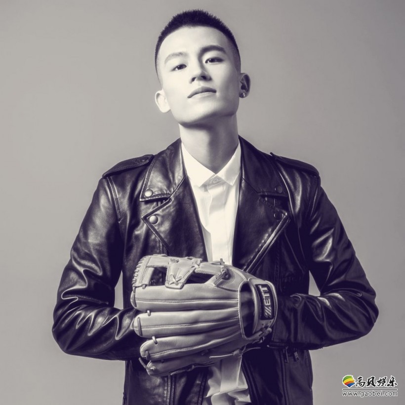细心网友发现:演员欧豪深夜疯狂删掉微博,仅剩4条 细心网友发现:演员欧豪深夜疯狂删掉微博,仅剩4条