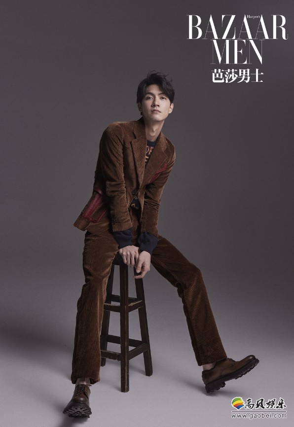 任言恺写真照：熟男沉稳，男孩纯真，展现双面性格