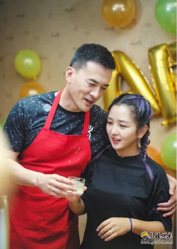 何洁接受采访：心情很差！网上的言论已不想回应
