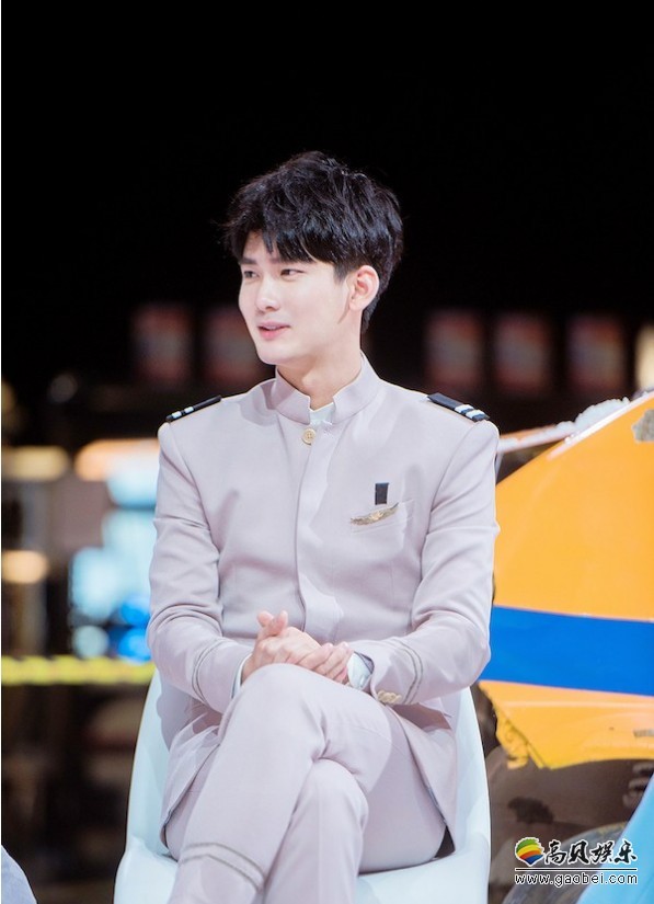 熊梓淇所在组合“SpeXial”：出席年度盛典活动