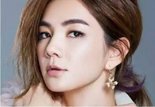 Ella产后复出“勤练舞”很劳累：“可不可以退钱”